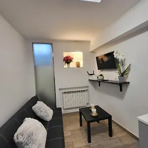 https://ks-capsule-room.warsawhotelspoland.com