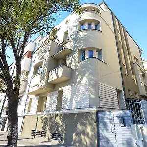 Parliament & River View Apartment Bucharest